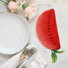 Realistisch wirkende, künstliche Wassermelonenscheibe mit lebensechtem Aussehen und Deko-Blättern