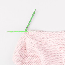 Set di ferri da maglia a doppia punta da 5 mm, 36 cm, in plastica con cristalli colorati.