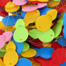200 stuks kalebasvormige naaldinrijgers, plastic draadtrekkers, naaigereedschap
