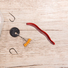150pcs Vermelho Vermelho forma macio pesca lures iscadas feitas de silicone design realista