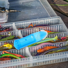 2pcs Rotatable Fishing Bait Cage Plastic Lure Basket with Detachable Design 33x129mm Fishing Feeder Holder