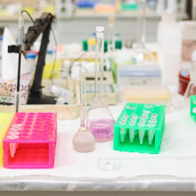 18 ks zátek z pevné gumy, laboratorní kuželové zátky pro zkumavky, sada zátek pipety