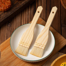 Set di 4 pennelli per olio in materiale sintetico color kaki con impugnatura comoda, ideali per utensili da cucina e per condire.