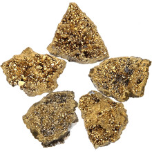5 Stück natürliche, 15–25 mm große, vergoldete Pyrit-Mineralien in unregelmäßiger Form zur Dekoration des Schreibtisches