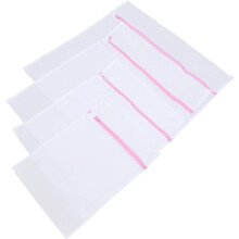 Lot de 4 sacs à linge réutilisables en nylon, en maille fine, pour le lavage des soutiens-gorge et autres vêtements. Confortables et protecteurs.