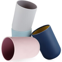 Lot de 4 gobelets Ă brosse Ă dents/bain de bouche en plastique, style simple, couleurs assorties, en PP et TPR.