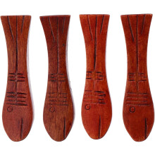 Porte-couverts décoratif en forme de poisson (lot de 4), en bois léger avec rainures.