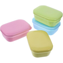 Lot de 4 porte-savons de voyage portables avec couvercle pour ranger votre savon, idéal pour les voyages et la salle de bain.