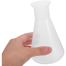 Lot de 2 flacons coniques de laboratoire en plastique blanc, d'une capacité de 250 ml chacun.