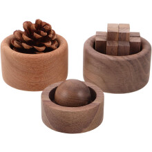 3 diffusori in legno naturale, piccoli e rotondi, per aromaterapia e oli essenziali.