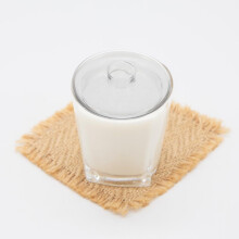 2 coperchi di ricambio per bollitore in vetro con filtro, realizzati in vetro borosilicato di alta qualità, facili da pulire e installare.