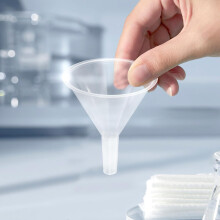 Laboratorietrakt Plasttrakt for studenter for laboratoriefiltrering Kort stilk