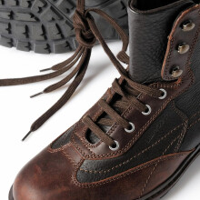 Set van 50 metalen klinknagels en oogjes voor schoenen, kleding, doe-het-zelfprojecten en kleine oogjes.