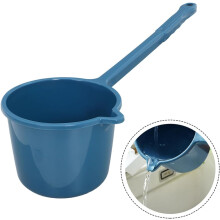 2 mestoli per acqua con manico lungo, in plastica leggera, ideali per il bagno.