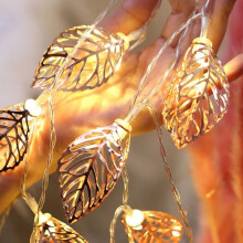 Guirlande lumineuse à 20 LED en forme de feuille d'or, en métal creux, à piles