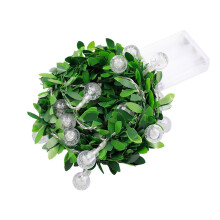 Guirlande lumineuse LED en rotin et feuillage pour décoration extérieure