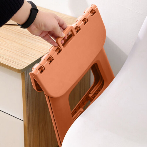 Tabouret pliant orange léger et résistant (1 pièce) 2