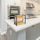 Kaffeestations-Organizer aus hellbraunem Holz und Eisen 4
