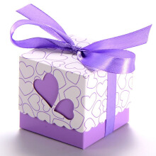100 boîtes à dragées violettes en papier avec ruban de soie