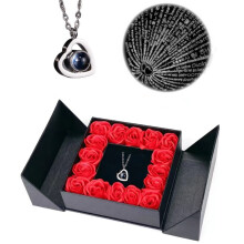 Coffret cadeau Rose rouge préservée et collier « Je t'aime »