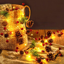 Guirlanda de Natal com 20 LEDs em formato de pinha e frutinhas vermelhas, 8