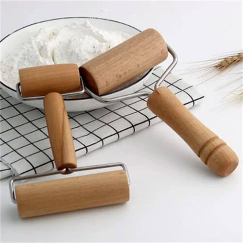 Kjevle for baking med trehåndtak 1