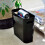 Zwarte, slanke plastic prullenbak van 1,5 gallon met handvatten 2