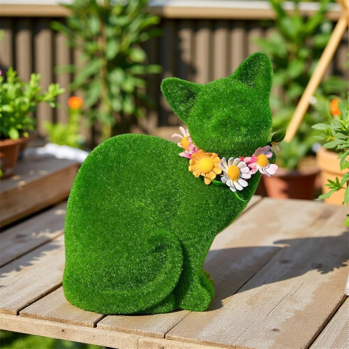 Statue de chat en résine avec finition mousse verte floquée