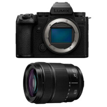 PANASONIC Lumix S5 MARK II X + Objetivo 28-200 f/4.0-7.1