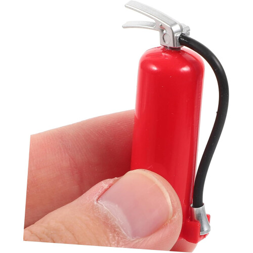 2pcs Water Fire Extinguisher Water Spraying Fireman Simulation Extinguisher Squirter Water Plastic