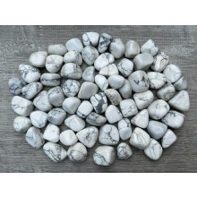 White Howlite Tumbled Stone 0.75 to 1 inch