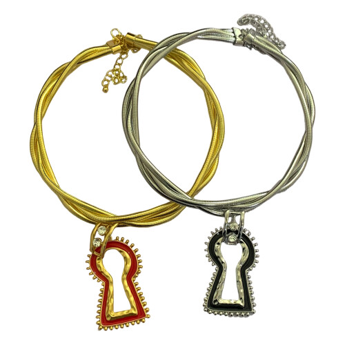 Elegant Hollow Key Clavicle Chain With Geometric Patterns-Red 1