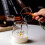 Prettyui kleiner Milchbecher mit Holzgriff, 300 ml 2