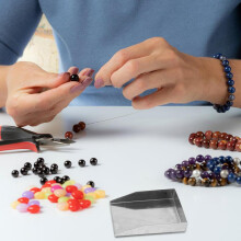 Juego de 5 herramientas de acero inoxidable para la fabricación de joyas: mini cucharas clasificadoras de cuentas y espátula.