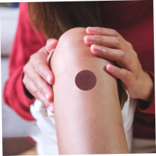 50 apósitos adhesivos para heridas en las puntas de los dedos, apósitos flexibles de tela, parches redondos elásticos portátiles.