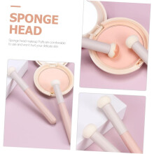 4-teiliges Set Make-up-Pinsel für präzises Auftragen von Concealer und für trockene und feuchte Kosmetik.