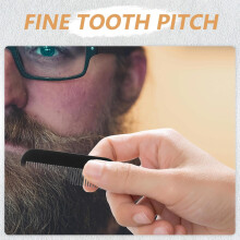 4 peines portátiles mini para barba, ideales para viajes, para el cuidado del bigote y el estilismo masculino. Peluquería con dientes finos.
