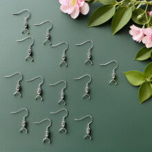 Lot de 50 crochets d'oreilles en acier inoxydable, apprêts de bijoux hypoallergéniques, connecteurs pour boucles d'oreilles