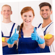 3-teiliges Reinigungsbürsten-Set für die Maniküre: Weiche Borsten, tragbar und kompakt, schonend für die Kleidung, einfach anzuwenden.
