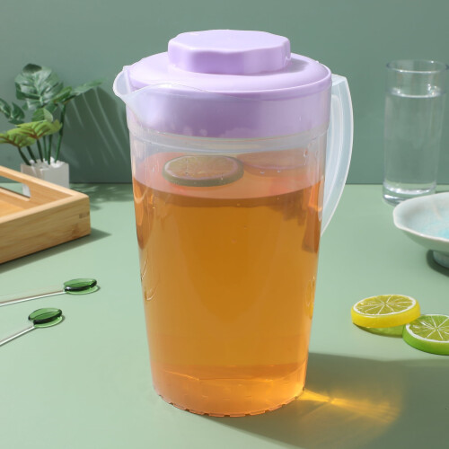 2L Plastic Water Pitcher with Lid and Spout 2
