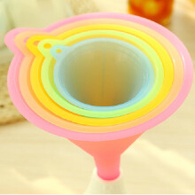 Set di imbuti in plastica per alimenti, senza BPA, 5 pezzi