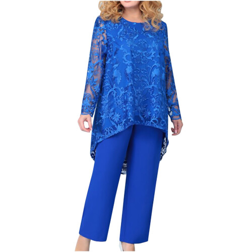 Conjunto feminino plus size com túnica de manga comprida em renda e calça pantalona. 1