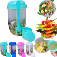 Vaso para ensalada de 1000 ml con soporte para tenedor y aderezo.
