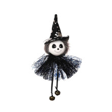 Halloween-paikan asettelu, rekvisiitta, harsohame, kello, noitariipus