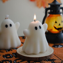 Halloween-kummituskynttilä, valkoinen, soijavahan tuoksuinen, 1 kpl