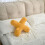 Coussin décoratif en forme de lettre X, 1 4