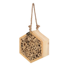 Houten bijenhuis, zeshoekig, beige, voor de tuin en als insectenhabitat.