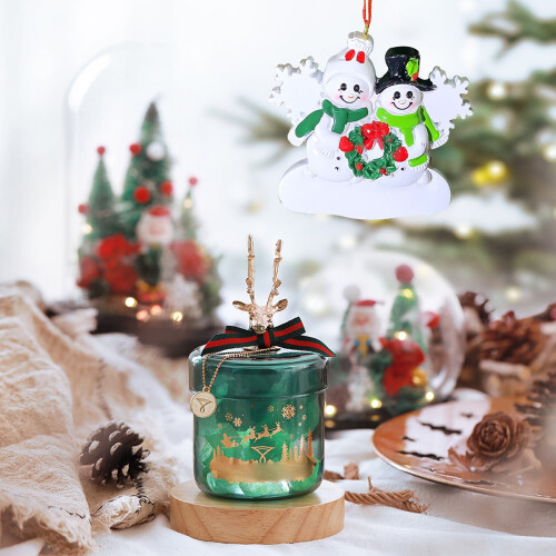 ensemble de décorations de Noël suspendues en résine 1