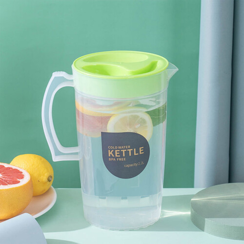 Pichet à boisson en plastique Cold Teattle 2,2 L vert