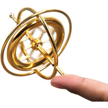 Nauwkeurige gyroscoop, uniek ontwerp met een puur mechanische structuur en heldere, kleurrijke vormgeving, educatief hulpmiddel voor alle leeftijden.